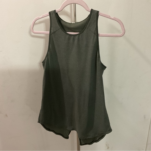Lululemon Green Open Back Tank Size 4 - Picture 1 of 8